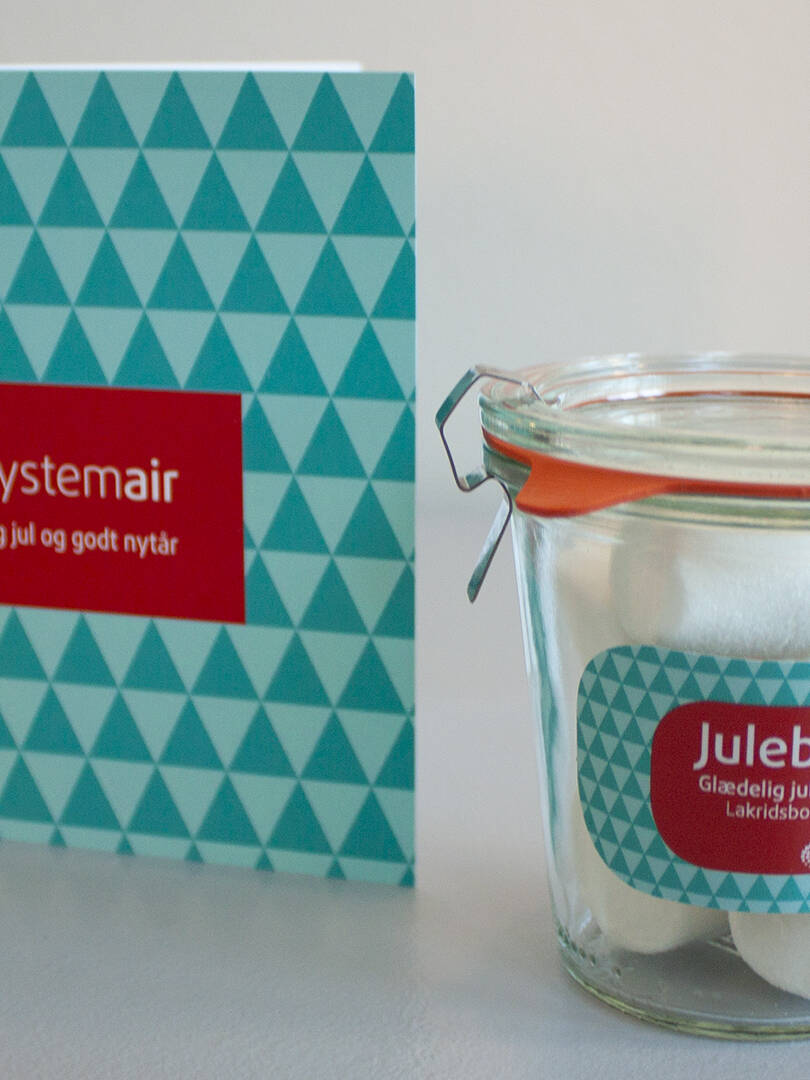 Etiketter og julekort - grafisk assistance